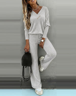 Women’s Ribbed Knit Lounge Set V-Neck Top & Pants