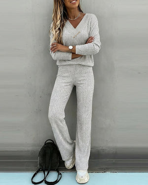 Women’s Ribbed Knit Lounge Set V-Neck Top & Pants