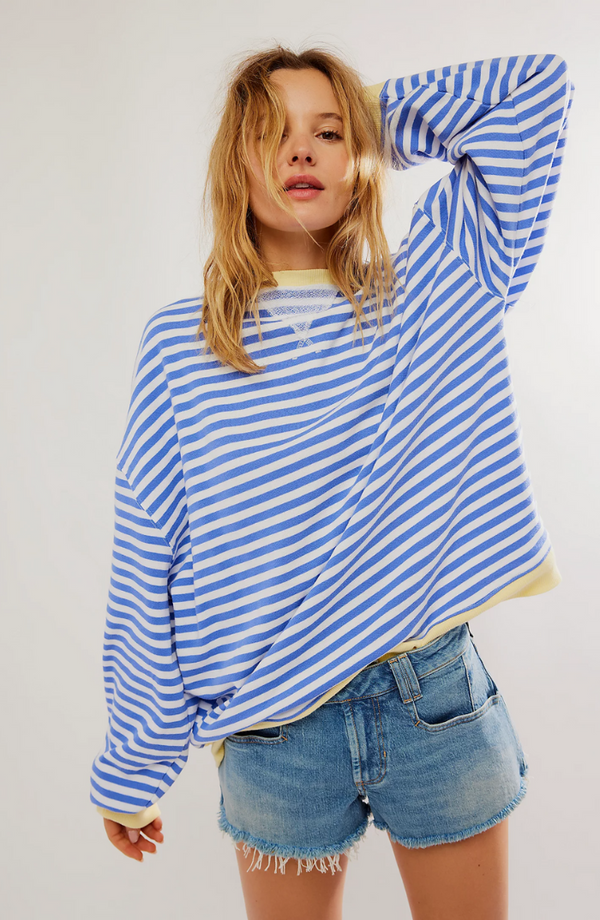 Women’s Oversized Striped Sweatshirt