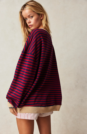 Women’s Oversized Striped Sweatshirt