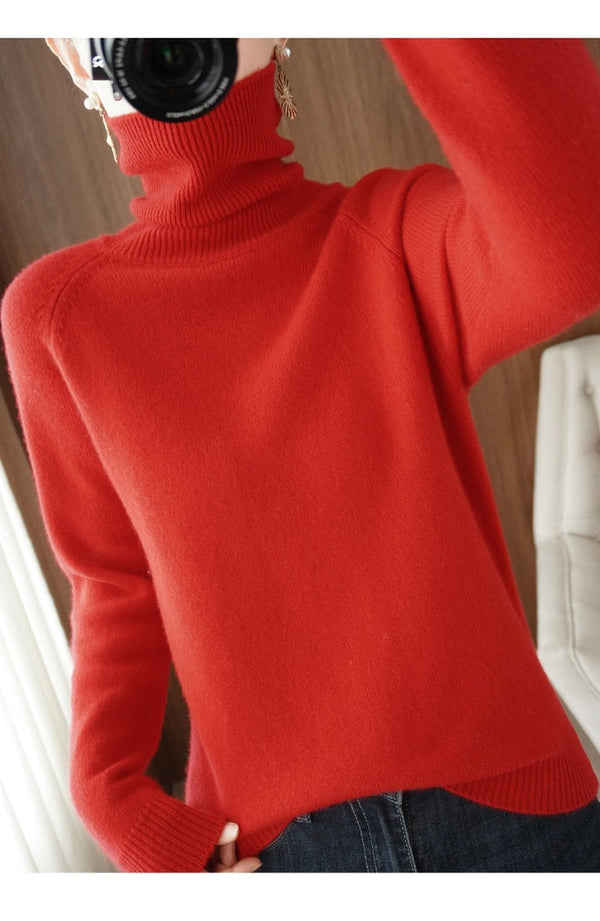 Women's Cozy Turtleneck Sweater with Relaxed Fit