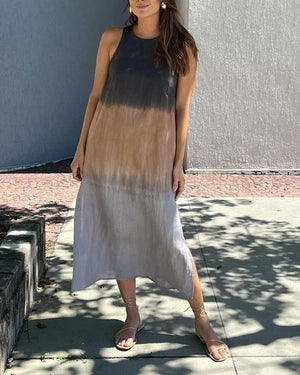 Women's Sleeveless Maxi Dress with Ombre Color Design