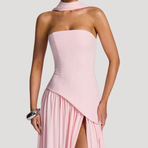 Vestido maxi plisado sin tirantes para mujer