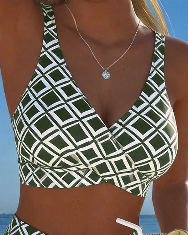 Women's Checkered Bikini Set with Underwire Support
