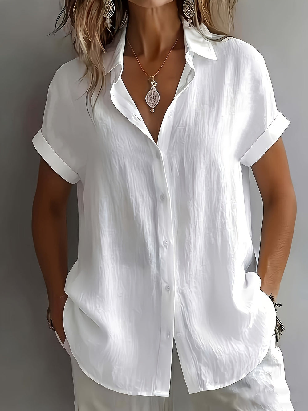 Women's Relaxed Fit Short Sleeve Button-Up Shirt