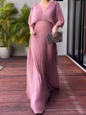 Colorful Pleated Maxi Dress with Elegant Flow