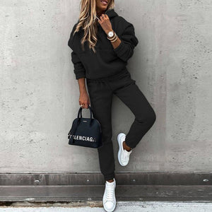 Stylish Women's Jogging Set Soft Comfort & Modern Everyday Leisure