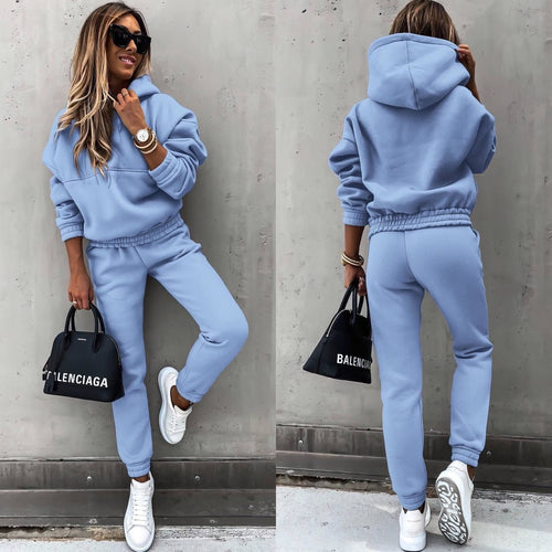 Stylish Women's Jogging Set Soft Comfort & Modern Everyday Leisure