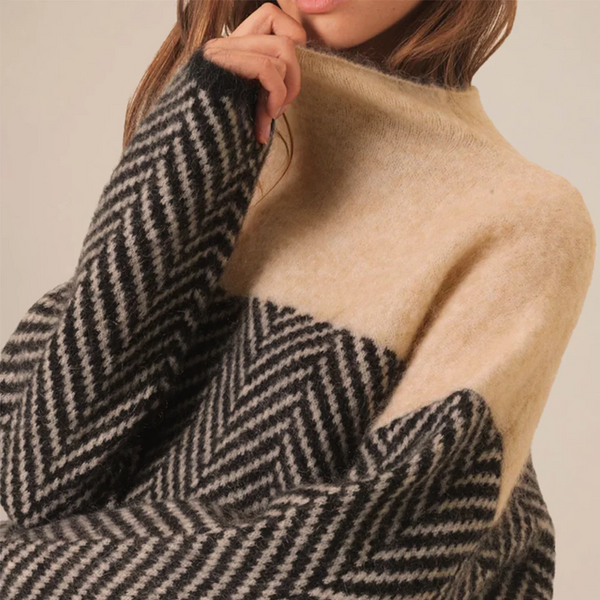 Colorblock Herringbone Knit Turtleneck Sweater for Women