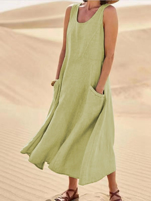 Women's Sleeveless Pocket Midi Dress with Relaxed Flowy Silhouette