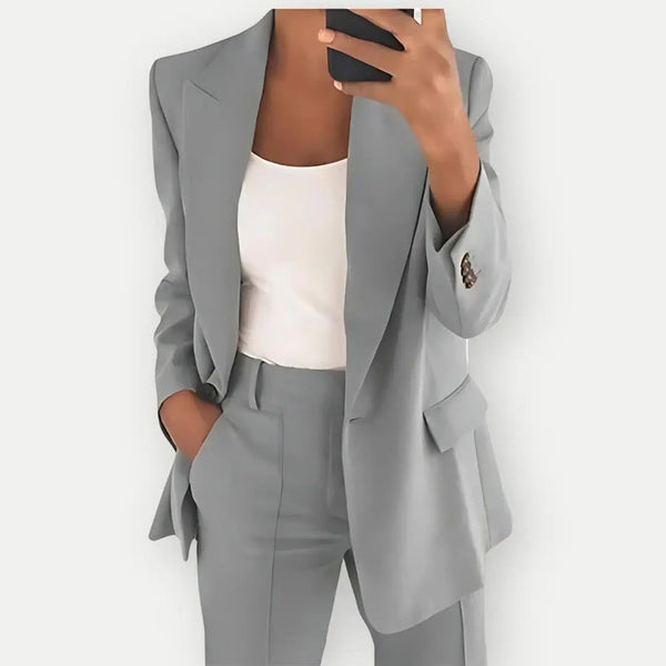 Chic Tailored Blazer and Pants Set
