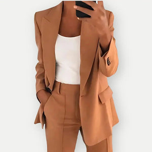 Chic Tailored Blazer and Pants Set