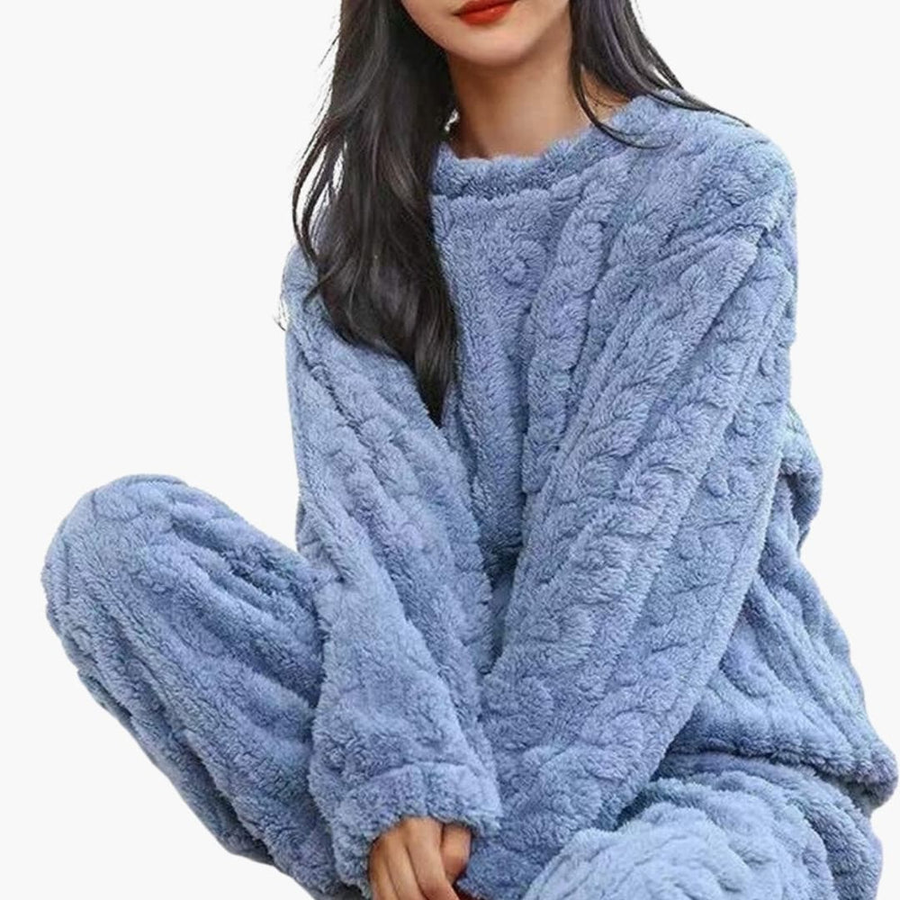 Women’s Cozy Two-Piece Fleece Pajama Set