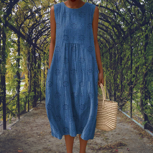 Women's Sleeveless Embroidered Textured Hem Midi Dress