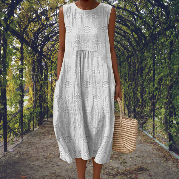 Women's Sleeveless Embroidered Textured Hem Midi Dress