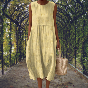 Women's Sleeveless Embroidered Textured Hem Midi Dress