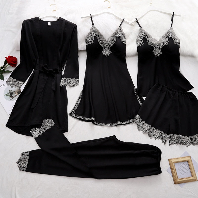 Elegant Lace Women's Pajama Set with Sleeveless Robe
