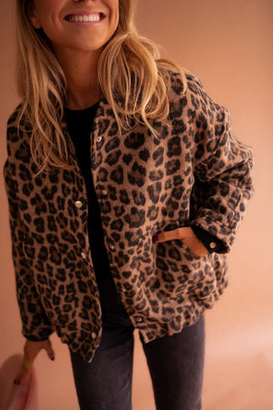 Women’s Leopard Print Winter Jacket Oversized Cozy Button-Up Coat