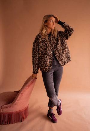 Women’s Leopard Print Winter Jacket Oversized Cozy Button-Up Coat