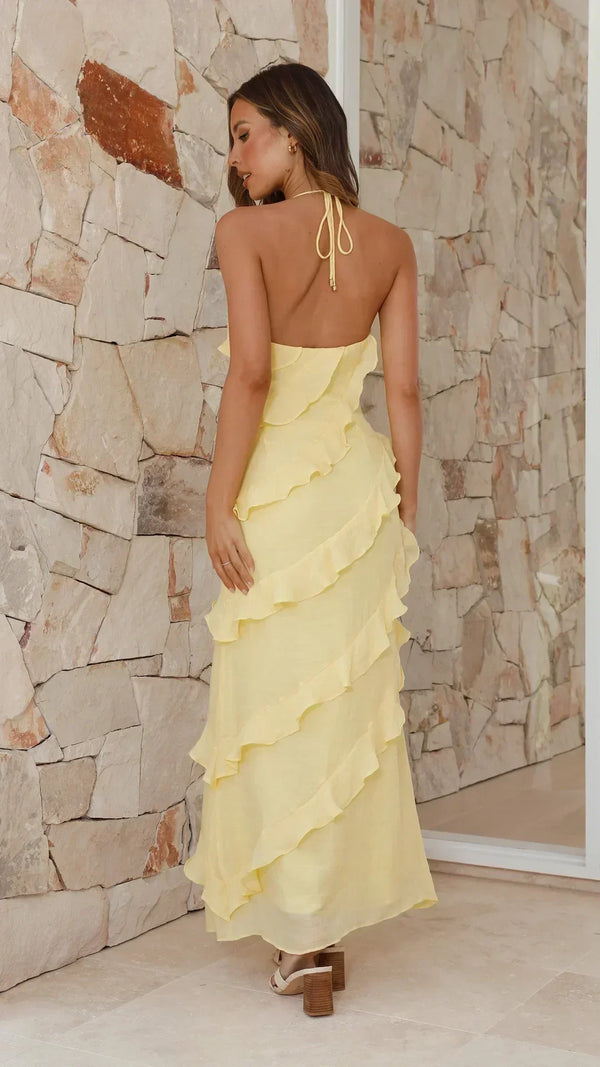 Vestido largo de mujer con volantes en capas y tirantes finos