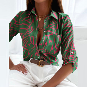 Women's Geometric Print Button-Down Blouse with Collared Neckline