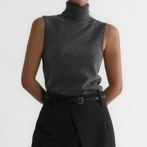 Women's Sleeveless Turtleneck Knit Top with Slim-Fit