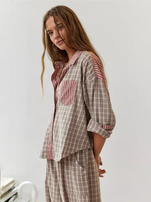 Conjunto de pijama a cuadros relajado para mujer