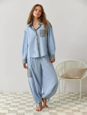 Conjunto de pijama a cuadros relajado para mujer