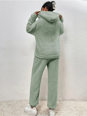 Women’s Cozy Fleece Lounge Set