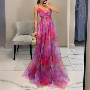 Vestido largo de mujer con cuello halter y estampado floral