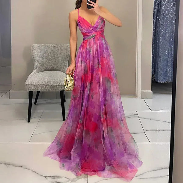 Vestido largo de mujer con cuello halter y estampado floral