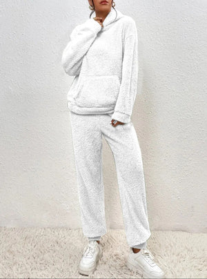 Women’s Cozy Fleece Lounge Set
