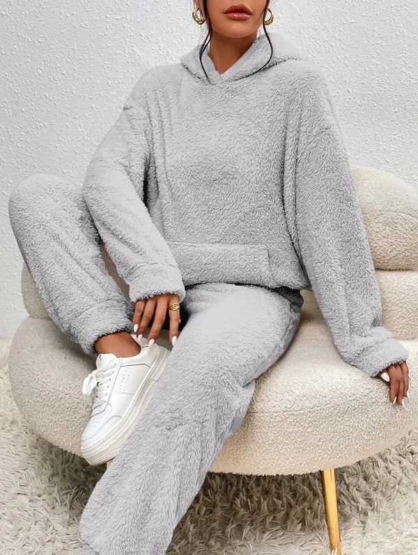 Women’s Cozy Fleece Lounge Set