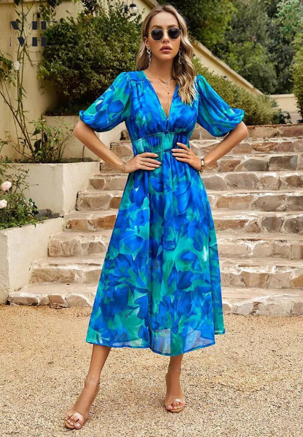 Chic Floral Midi Dress with Romantic Puff Sleeves