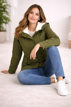 Chaqueta de invierno larga para mujer con capucha y diseño de cobertura total