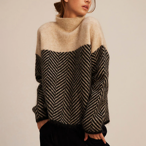 Warm Women’s Turtleneck Sweater Chevron