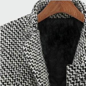 Women's Elegant Long Coat with Tailored Silhouette