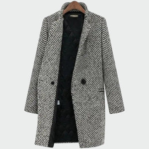 Women's Elegant Long Coat with Tailored Silhouette