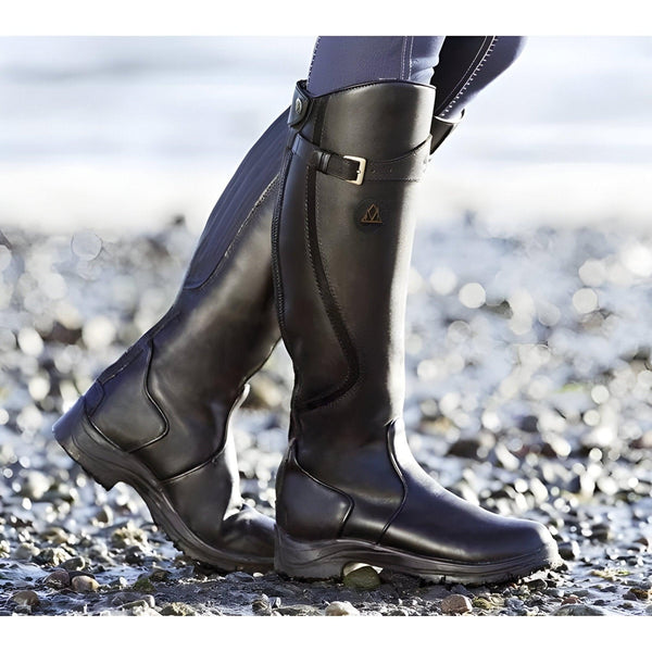Durable Waterproof Leather Boots for Ultimate Comfort