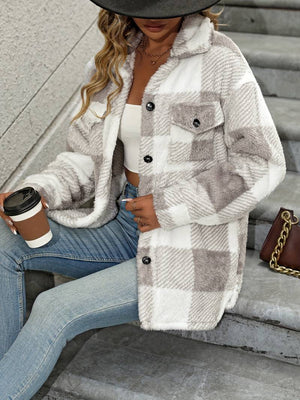 Chaqueta de franela a cuadros para mujer con botones