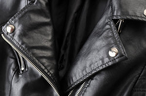 Chaqueta clásica de motociclista para mujer con estilo moto atemporal