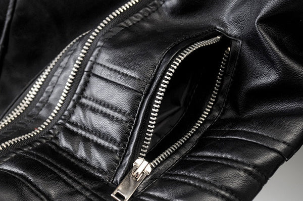 Chaqueta clásica de motociclista para mujer con estilo moto atemporal