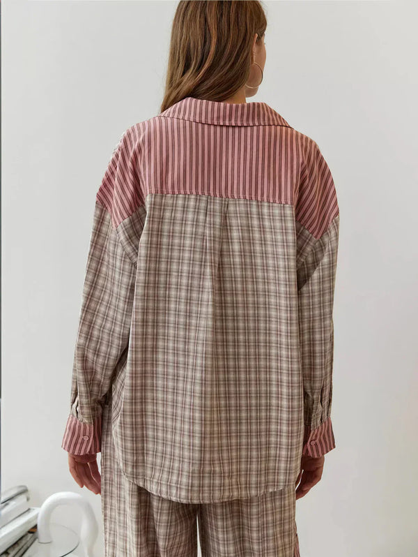 Conjunto de pijama a cuadros relajado para mujer