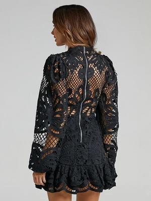 Vestido mini con mangas largas de encaje y volantes para mujer