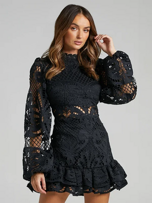 Vestido mini con mangas largas de encaje y volantes para mujer