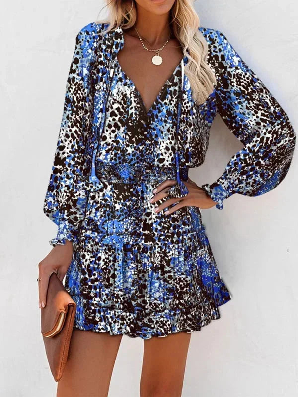 Vestido mini con volantes y estampado, de manga larga para mujer